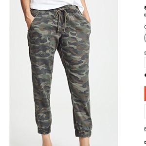 Bella Dahl Camo Joggers